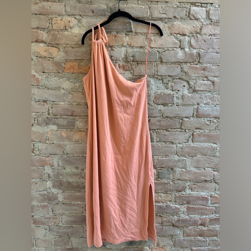 One shoulder salmon summer dress